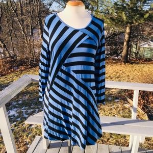 Comfy Brand Striped Top Size Small Striped